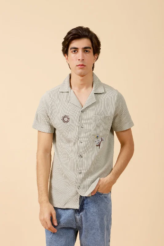 Men's Shirts with Abstract DesignsRESORT COLLAR BUTTON DOWN BOX FIT POLO