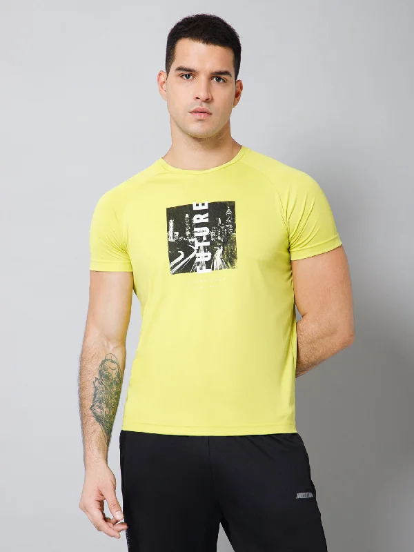 Men's Shirts with Floral PrintsRegular Fit Printed Round Neck Half Sleeve Yellow Active Wear T-Shirt for Men