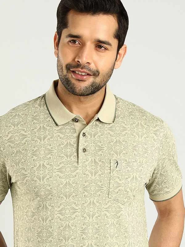 Men's Shirts with Contrast StitchingMen Printed Polo T-Shirt