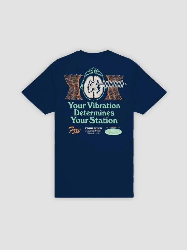 Men's Shirts with Double-Breasted DesignsVibrations Tee - Navy