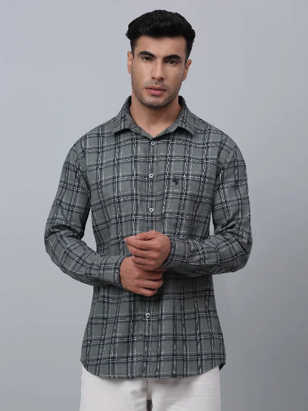 Men's V-Neck T-Shirts for a Flattering ShapeMen's Grey  Casual Big Checks Full Sleeve Shirt