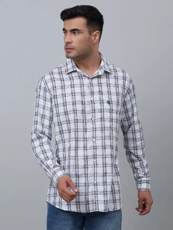 Men's Pattern-Play Shirts for a Fun TwistMen's White Casual Medium Checks Full Sleeve Shirt