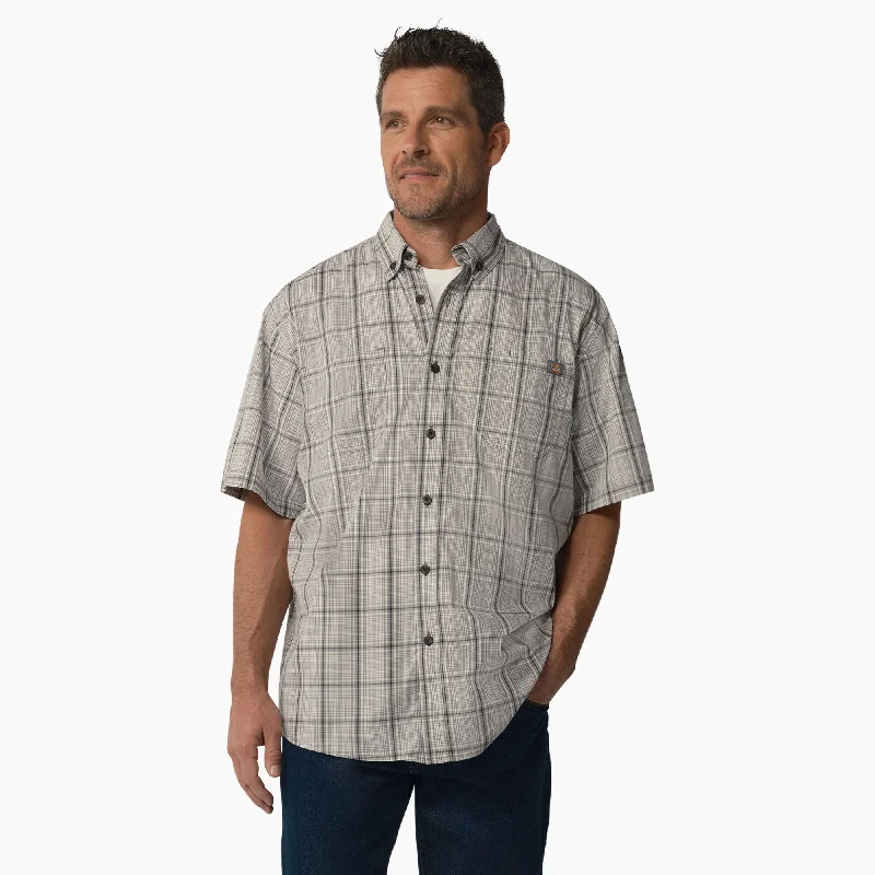 Men's Regular-Fit Shirts for a Classic FitDickies Men's FLEX Woven Short Sleeve Button-Down Shirt