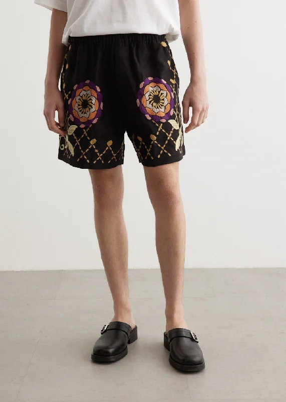 Men's Pants with Zippered PocketsFloral Pinwheel Shorts