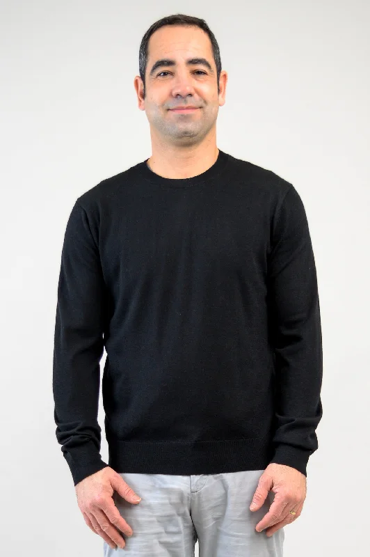 Men's Sweaters with Tapered ShapesFraser Sweater, Black, 100% Merino Wool