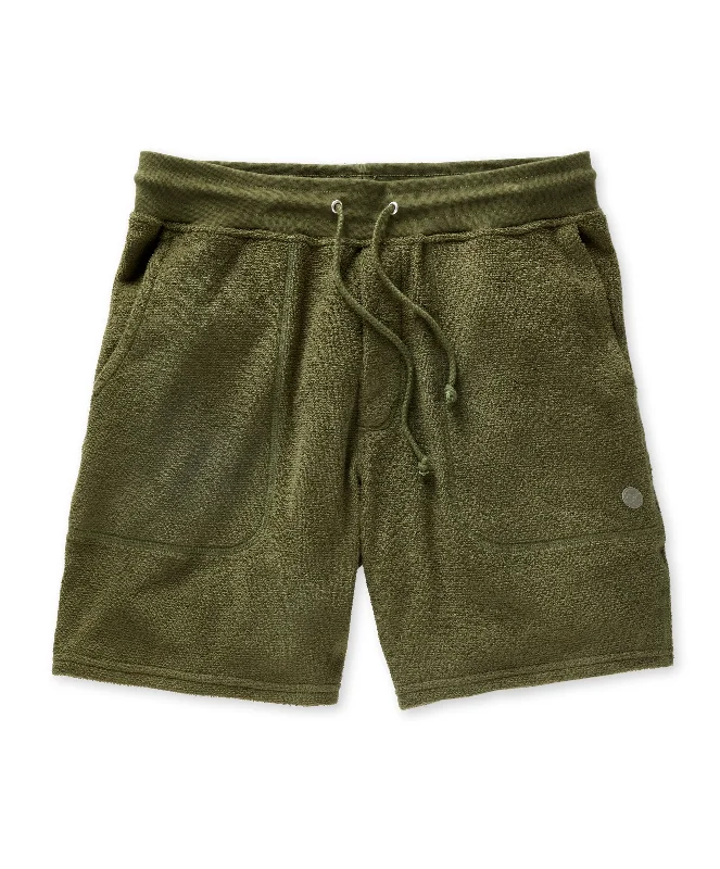 Men's Pants with Moisture-Wicking PropertiesHightide Sweatshorts