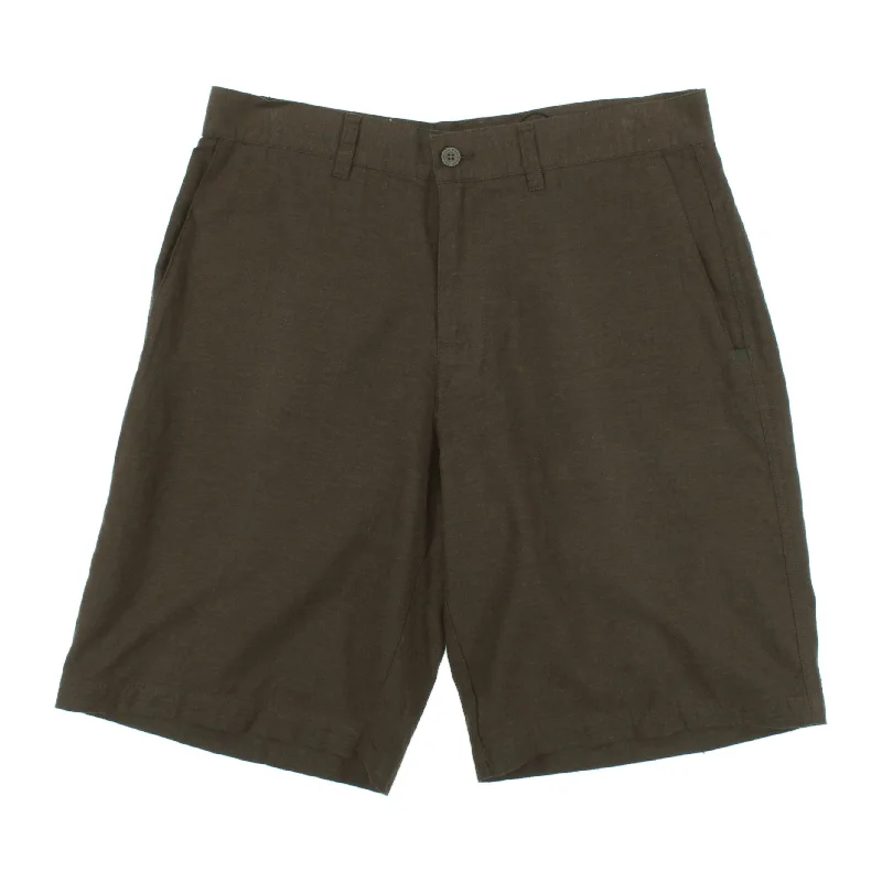 Men's Chino Shorts for Warm WeatherMen's Back Step Shorts - 10"