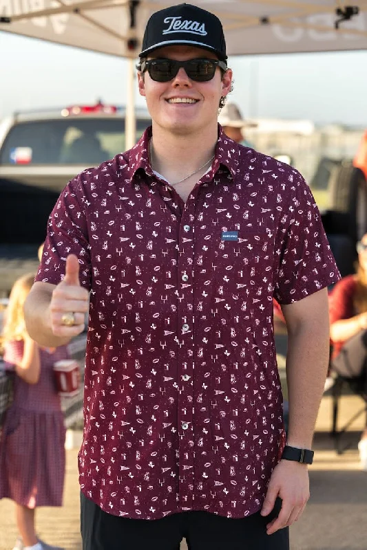 Men's Geometric Print Shirts for a Modern TwistPerformance Button Up - Gameday in College Station