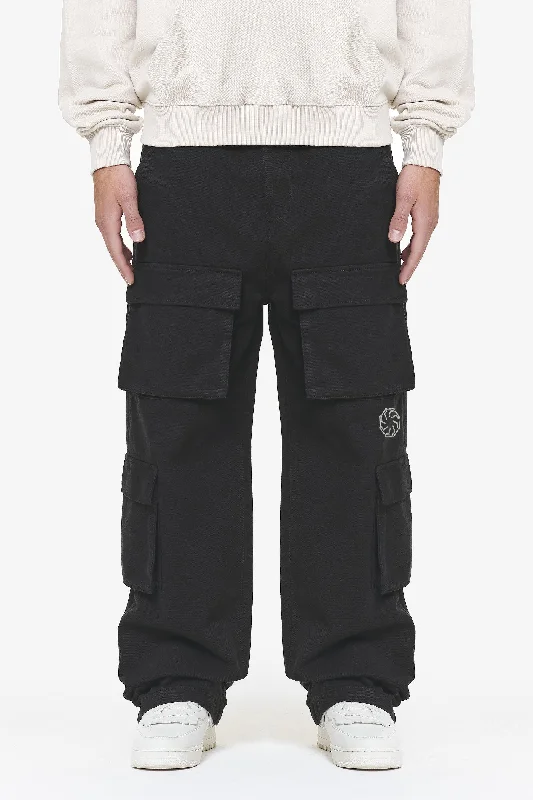 Men's Pants with Side PocketsBantam Wide Cargo Pants Black