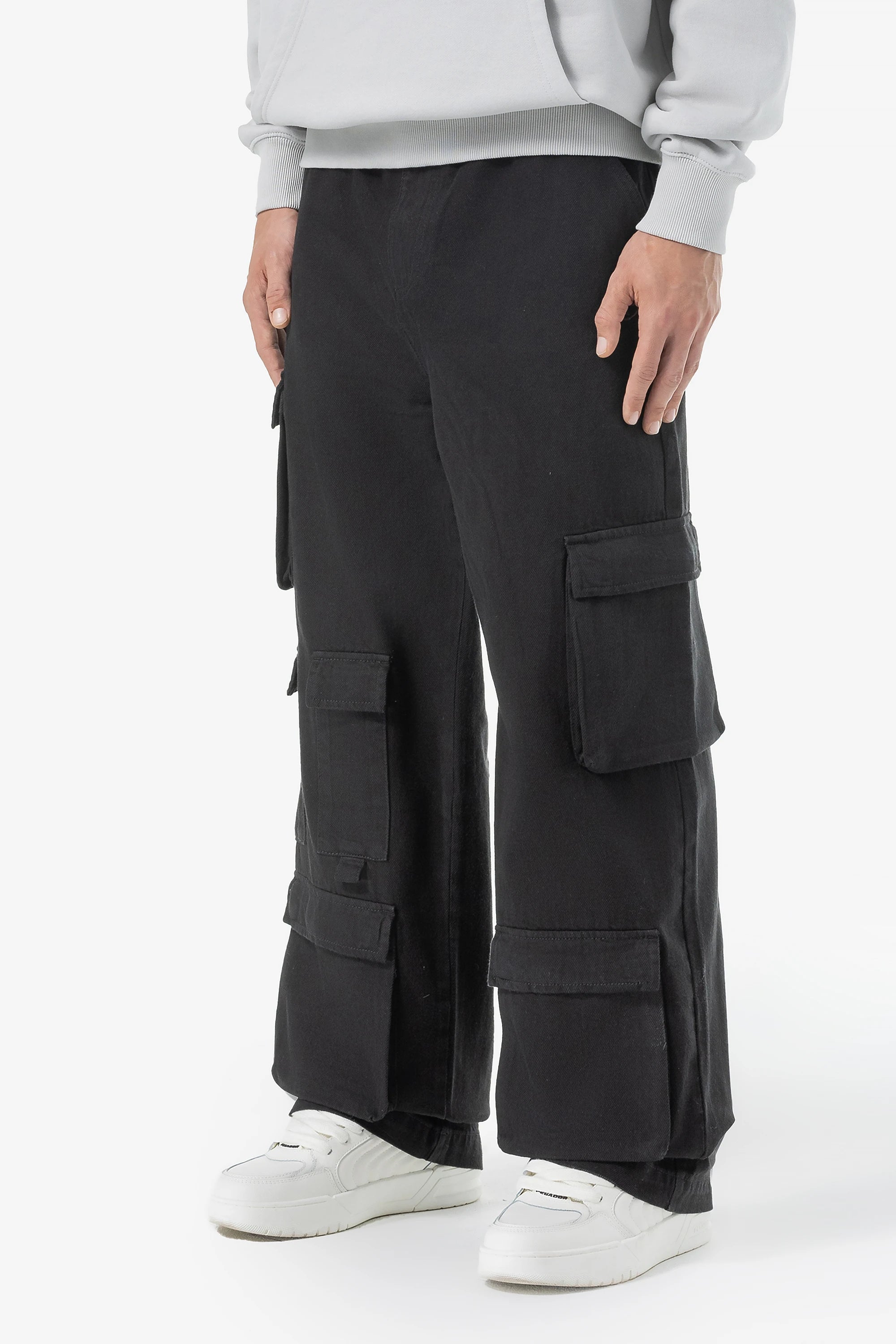 Men's Pants with Pleated FrontsGarnet Wide Cargo Pants Black