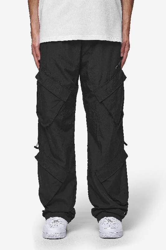 Men's Formal Trousers for BusinessVarick Wide Tech Cargo Pants Black